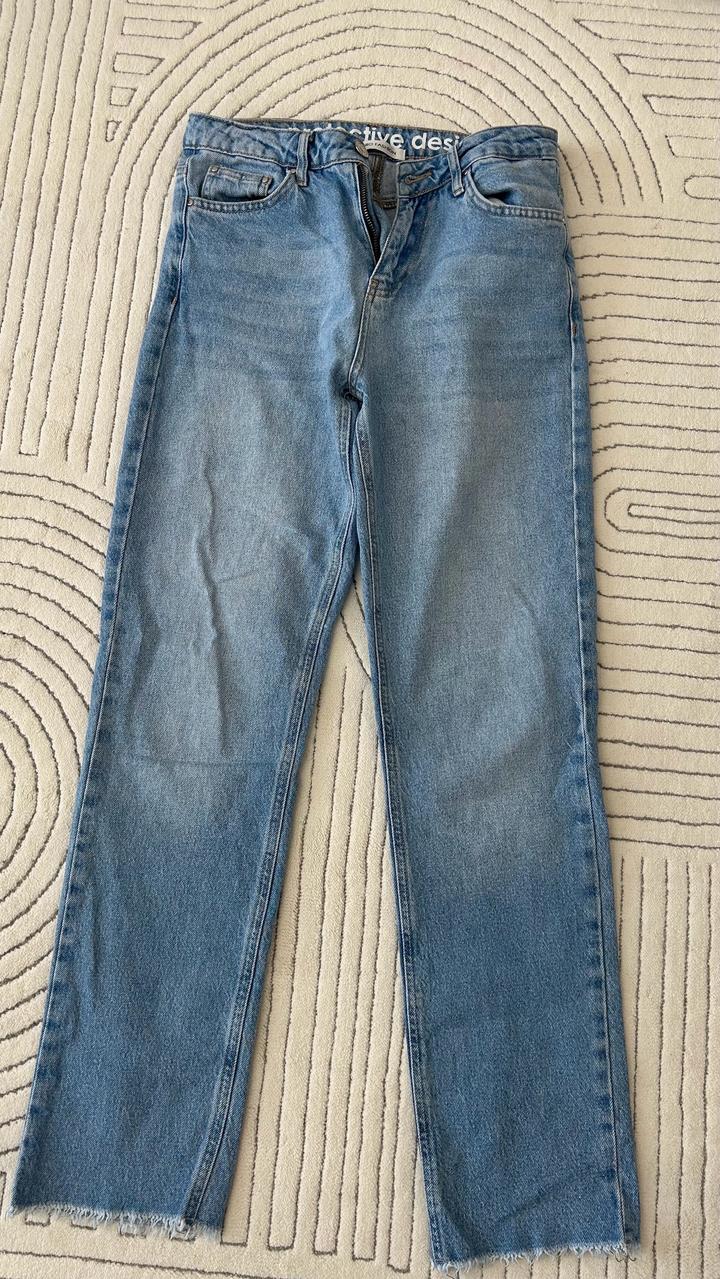 Продам джинсы