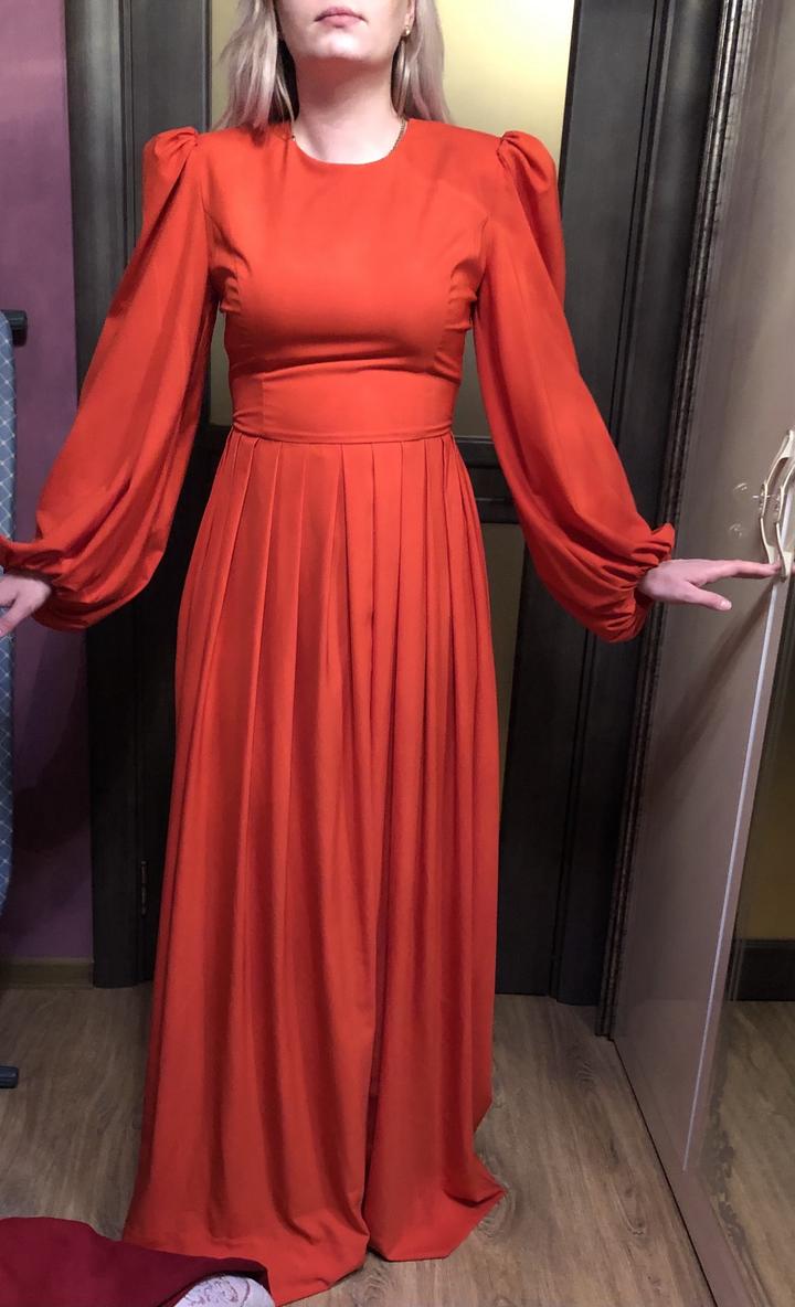 Стильно платье