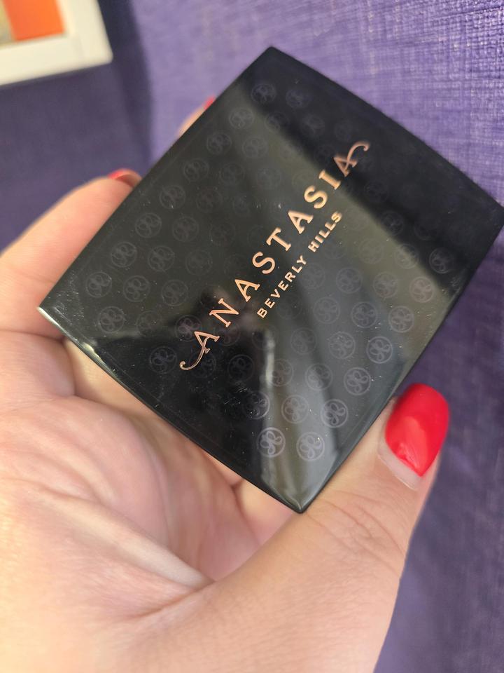 anastasia beverly hills powder bronzer бронзер tawny