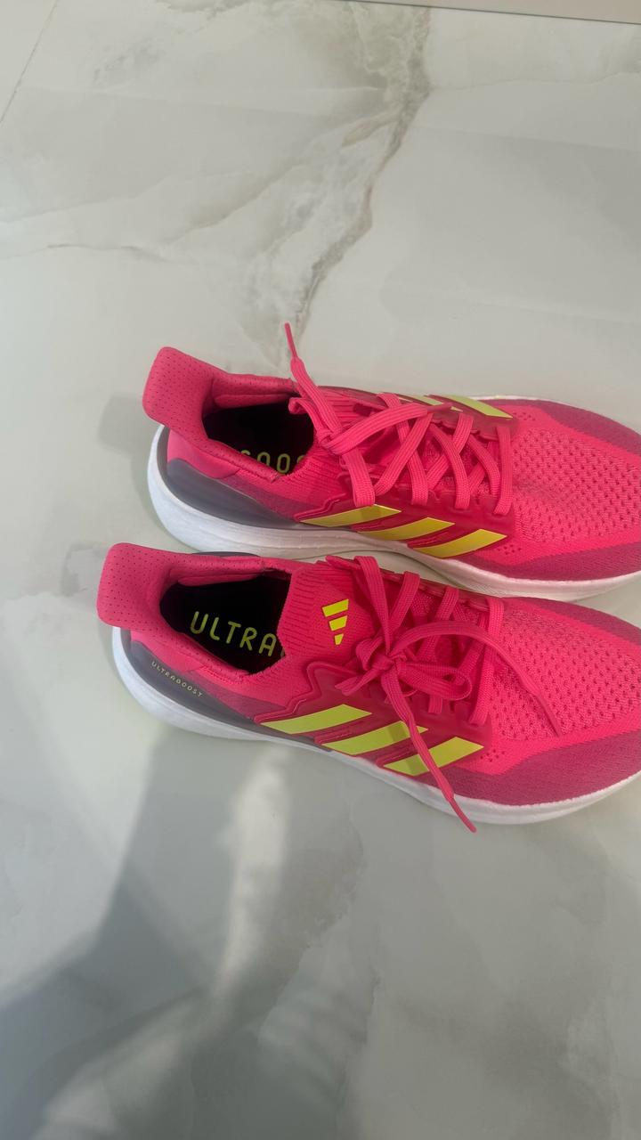 Adidas кроссовки ultra bust