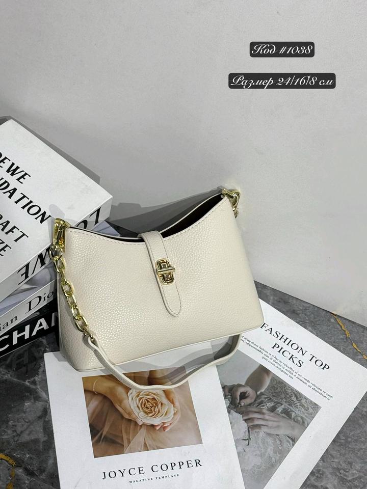 Новинка 😍 В комплекте 2 ремешка✔️ Длина: 24 см Ширина: 8 см Высота: 16 см