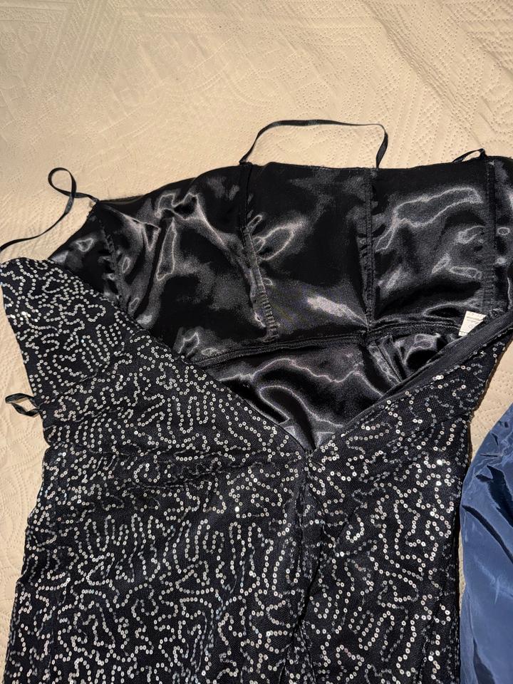 Платье с палетками 42 размер , Кыргызстан.