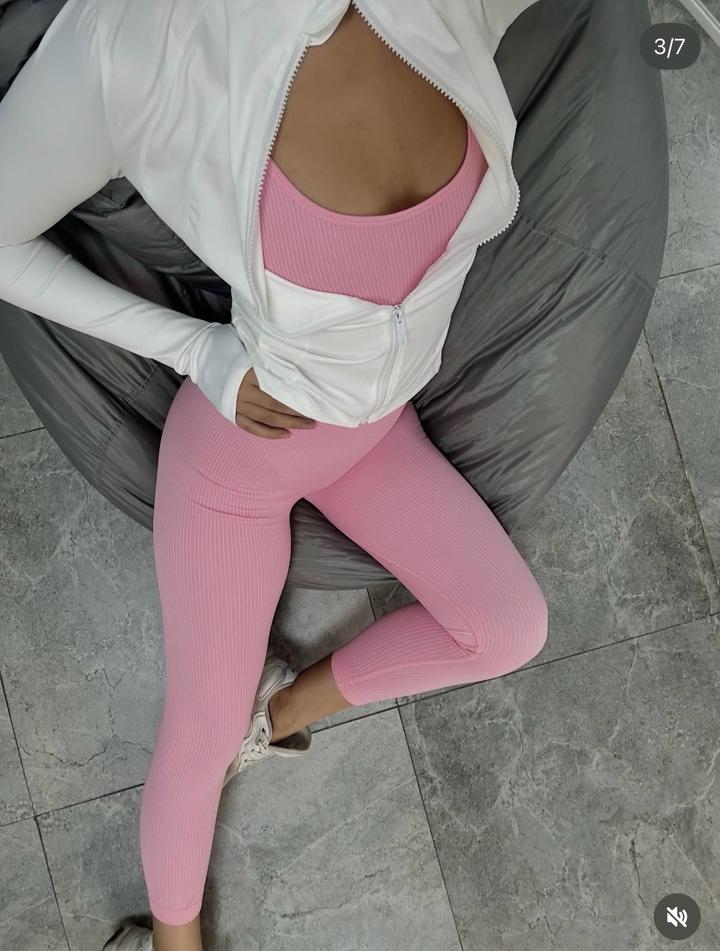 Рашгард белый для фитнеса размер S с замком