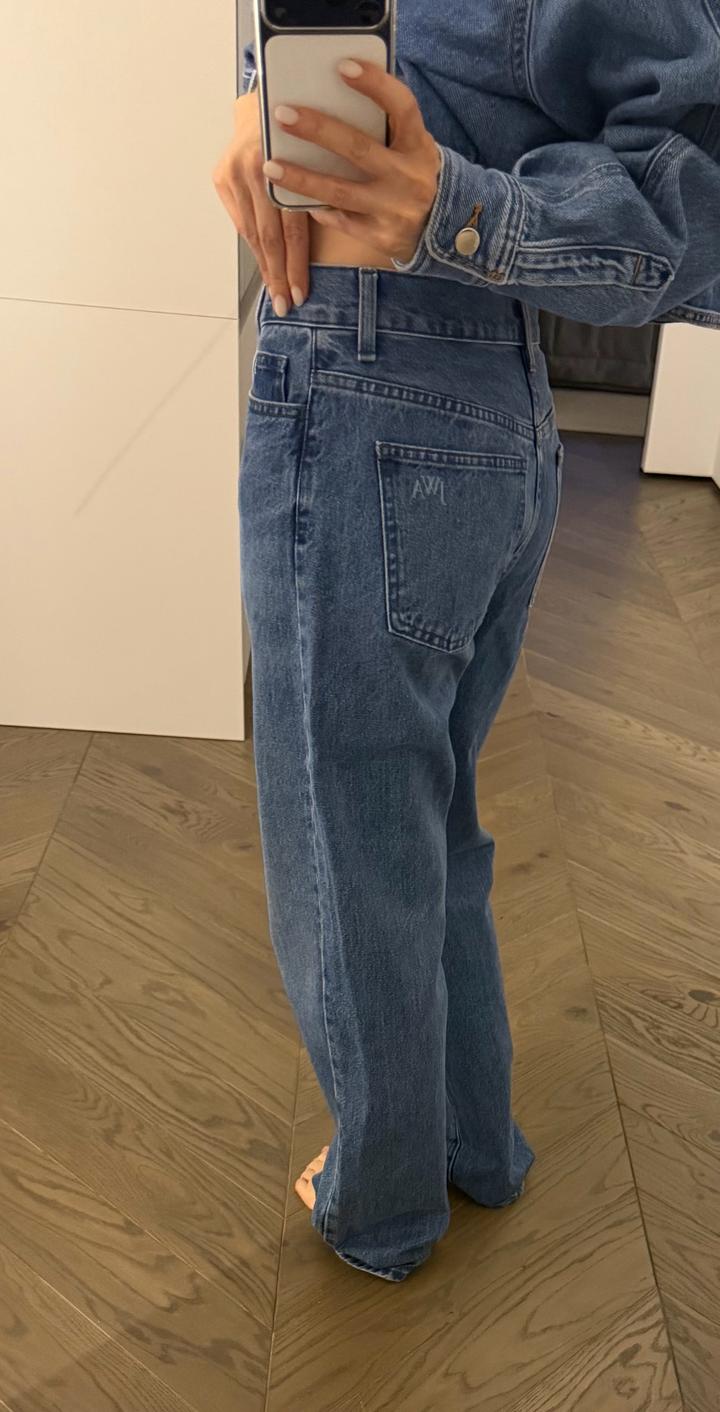 Джинсы из коллекции Джонатана Андерсона для Uniqlo