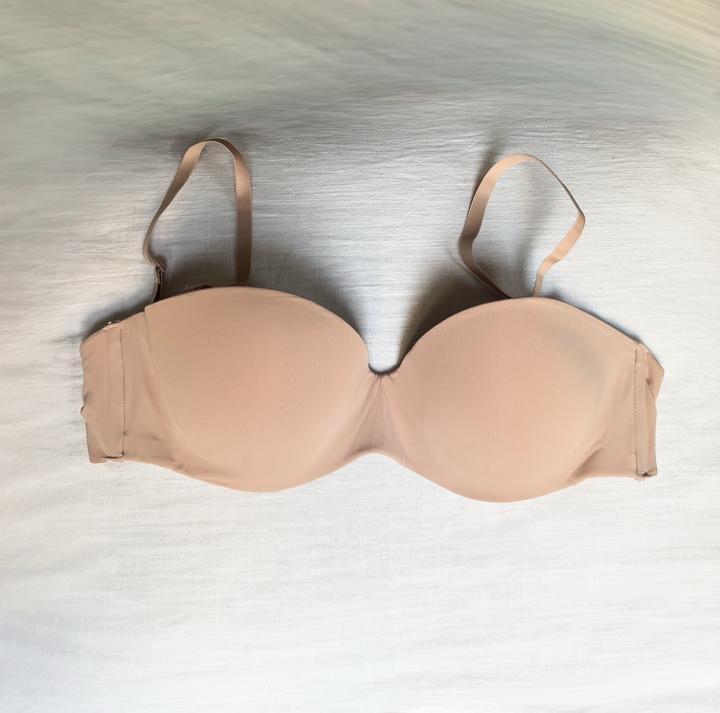 Бежевый бюстгальтер H&M 75C