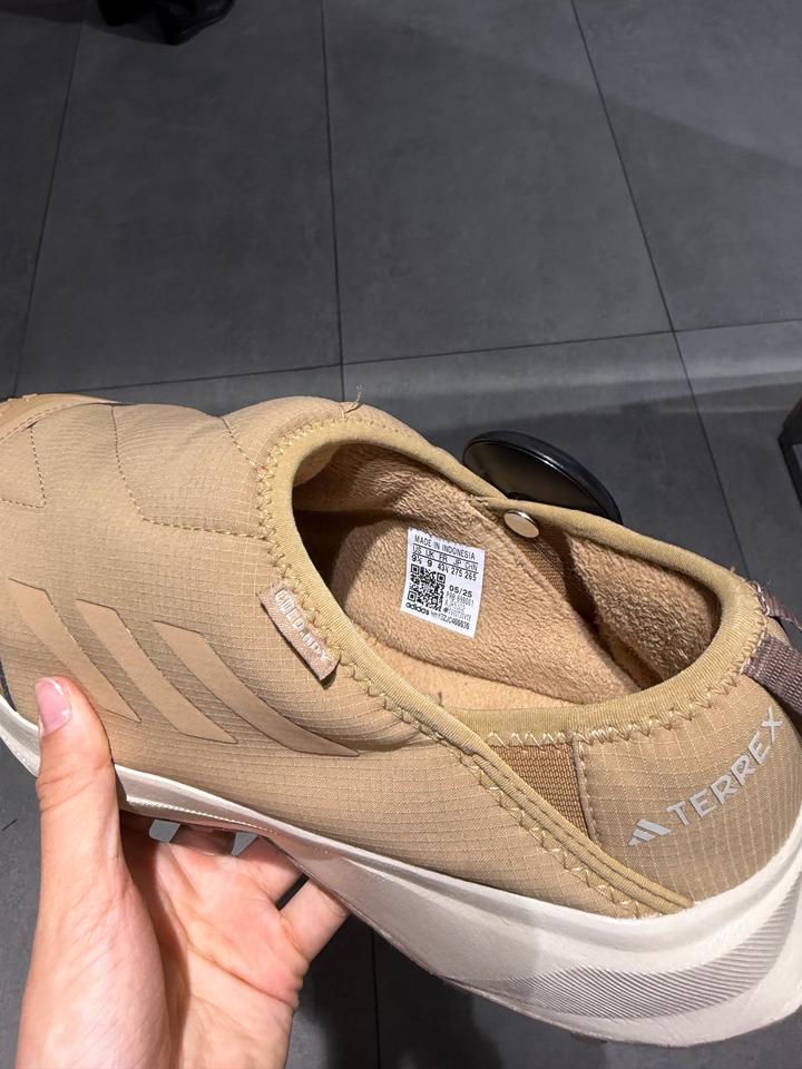 Обувь adidas