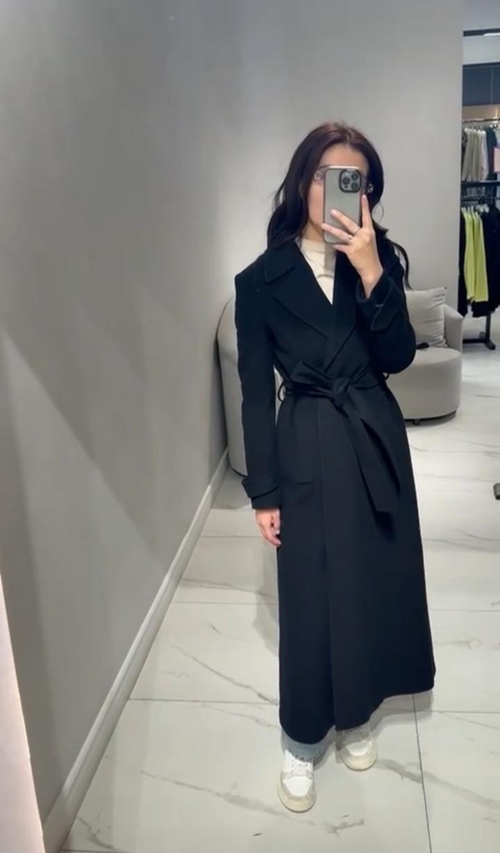 черное пальто из кашемира от премиального бренда Gizia