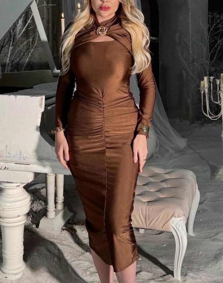 Шоколадное миди платье с эффектом коррекции