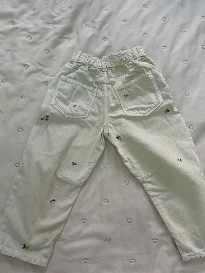 Джинсы Zara