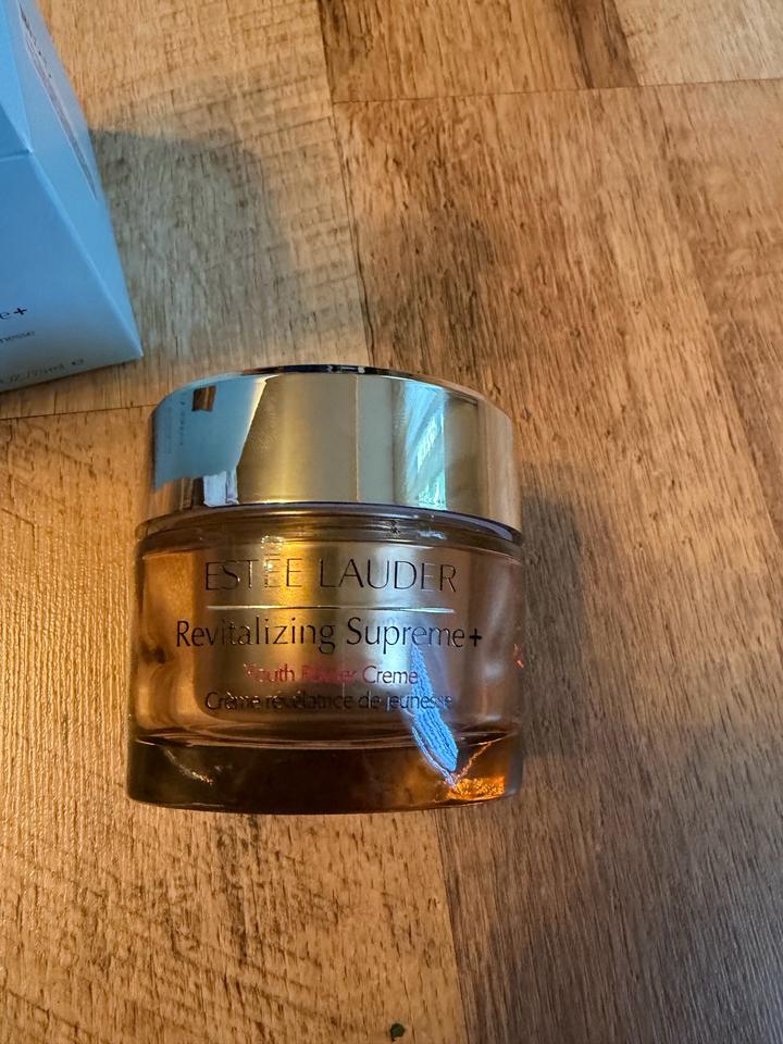 ESTÉE LAUDER крем