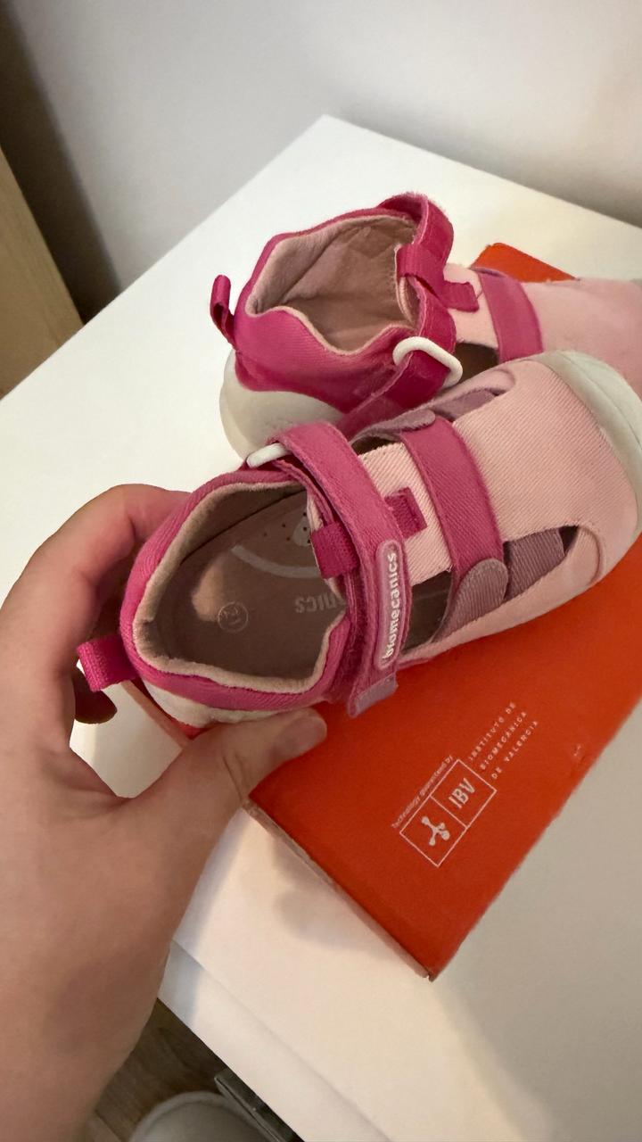 Сандалии от Biomecanics