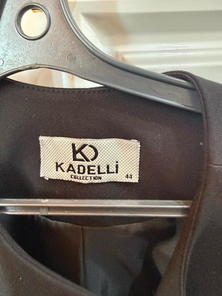 Двойка пиджак с юбкой