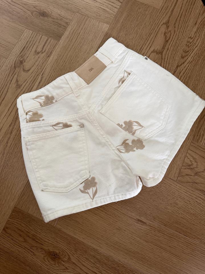Шортики Zara kids