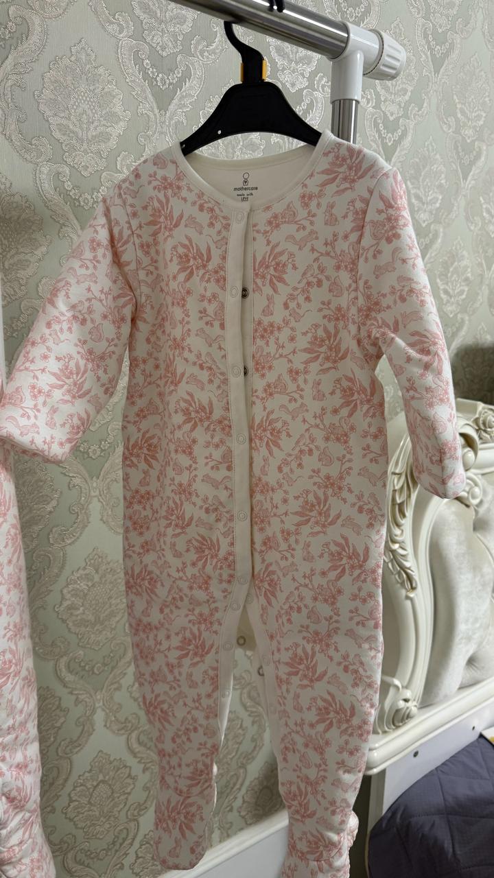 Теплый комбинезон от Mothercare