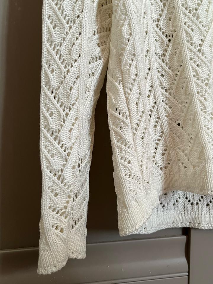 Вязанная кофта