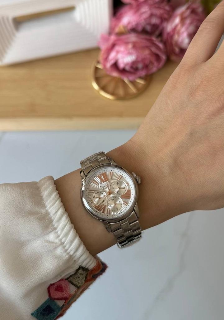 Часы женские Ferrucci