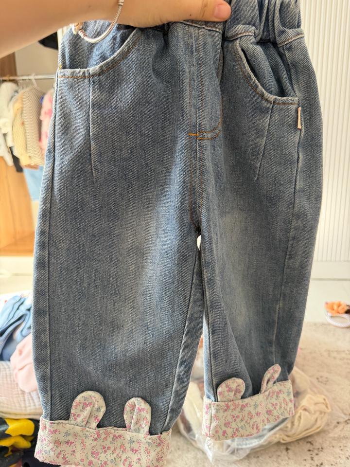 Джинсы для девочки