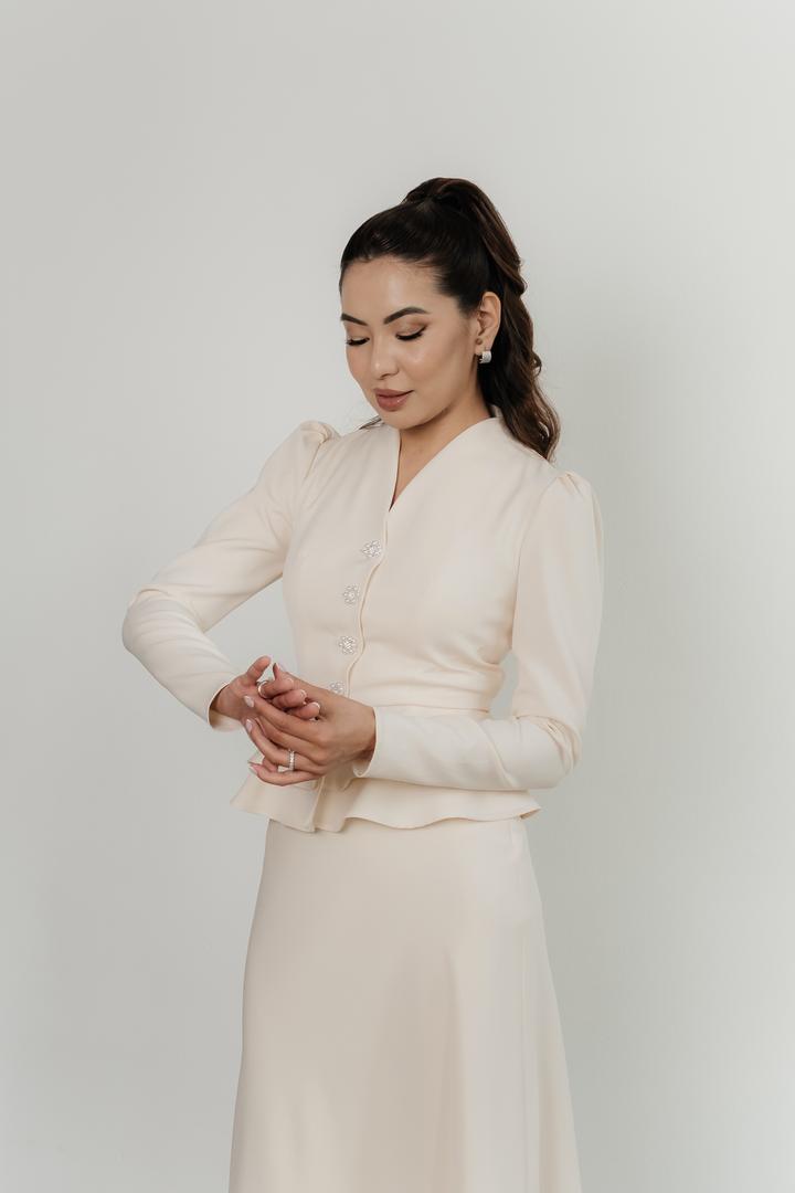 Продам свои наряды на узату