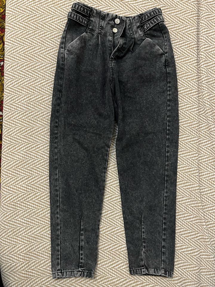 Джинсы Bershka