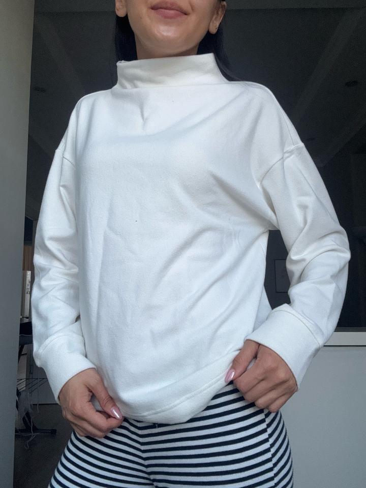 Свитер UNIQLO
