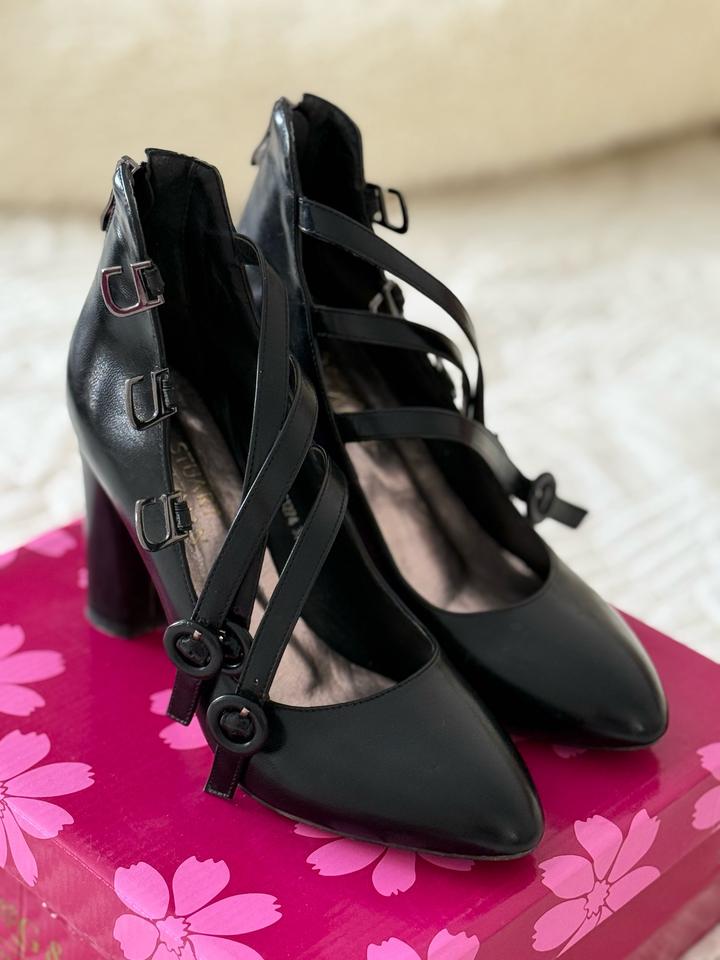 Черные туфли