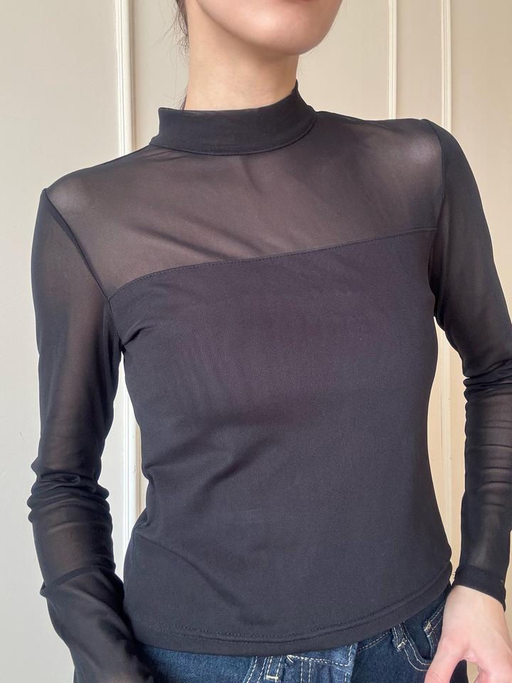 Черный лонгслив / водолазка с сеткой в стиле Pinterest