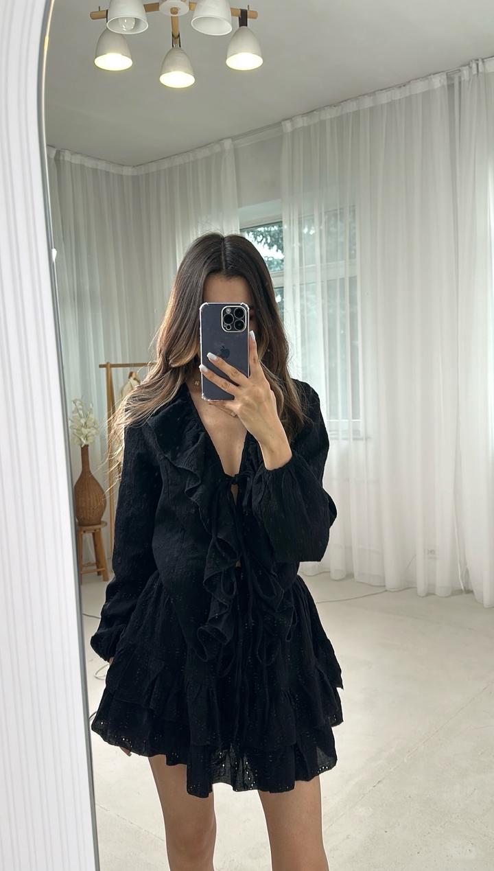 Двойка черная