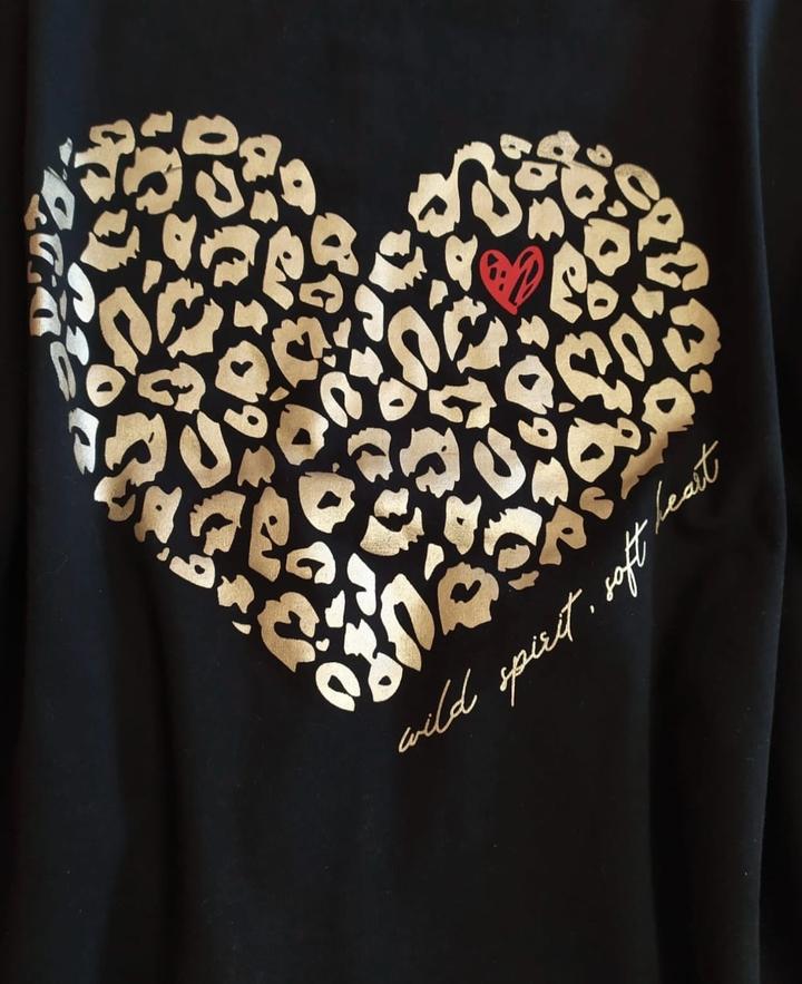 Шикарная футболка Италия