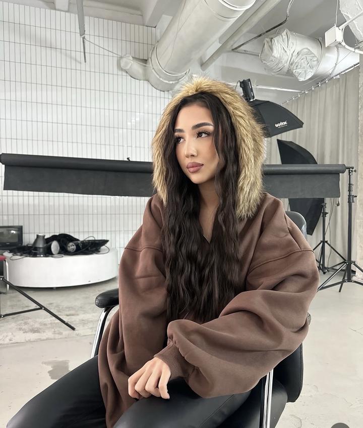 Эксклюзивная кофта с пушистым мехом