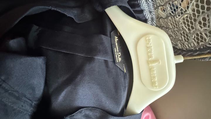 Черная шелковая блуза Massimo Dutti