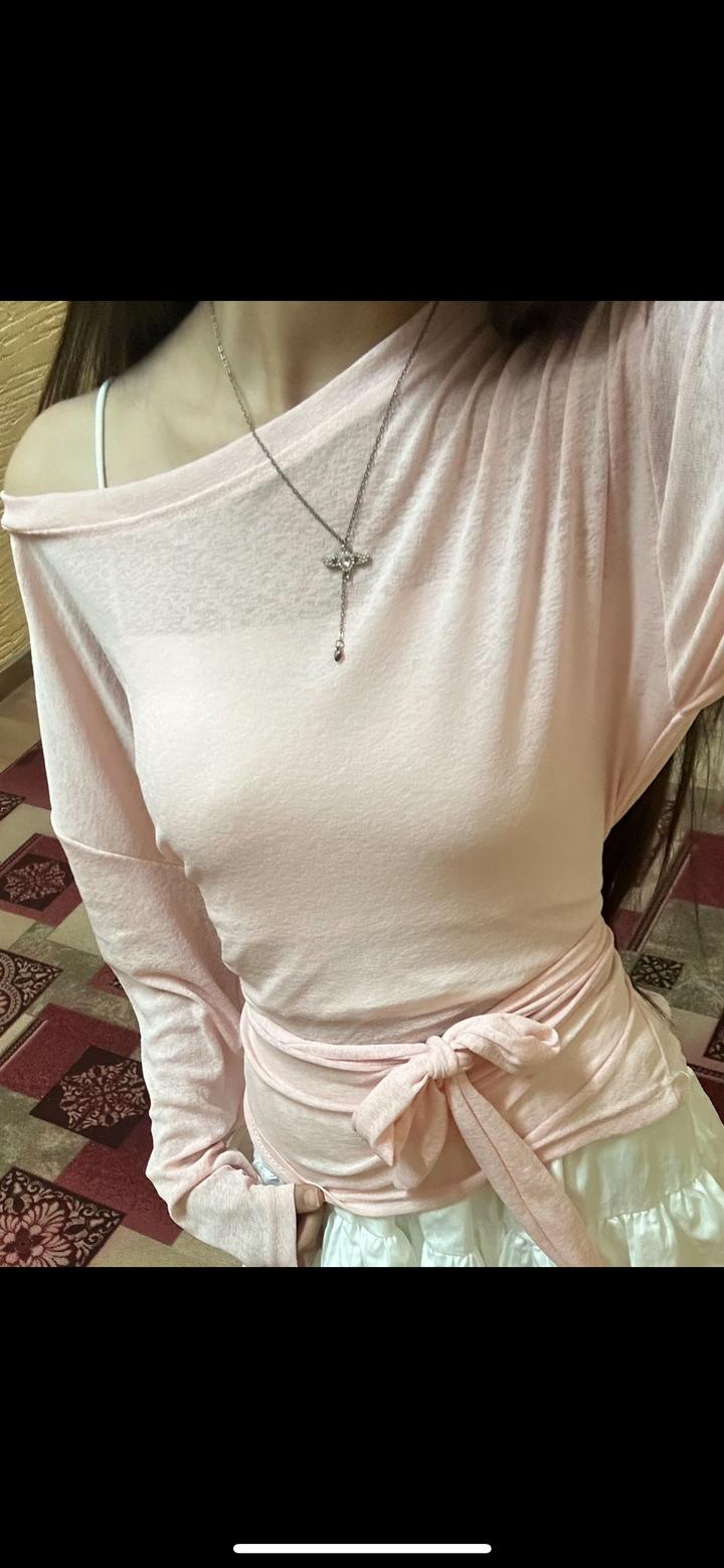 Нежная розовая кофта