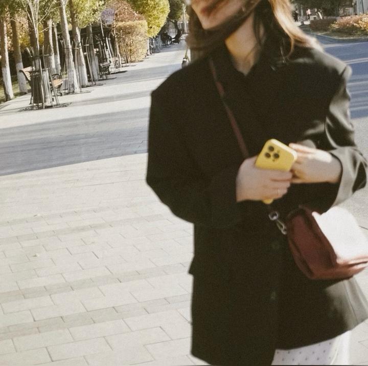 Черный пиджак Papermoon