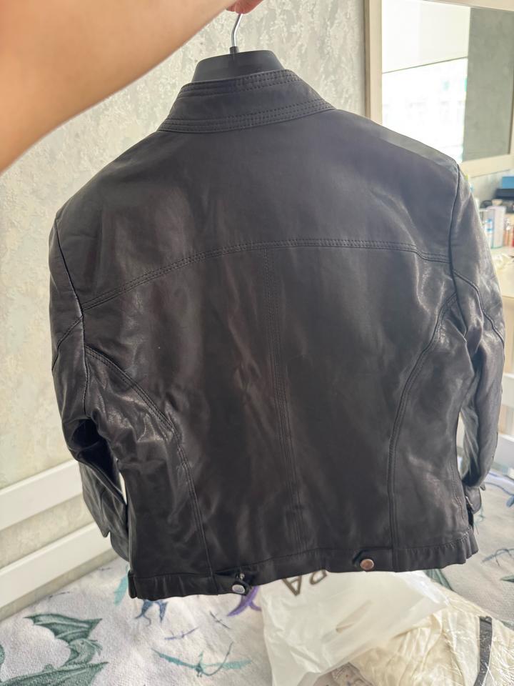 Кожаный ветровка