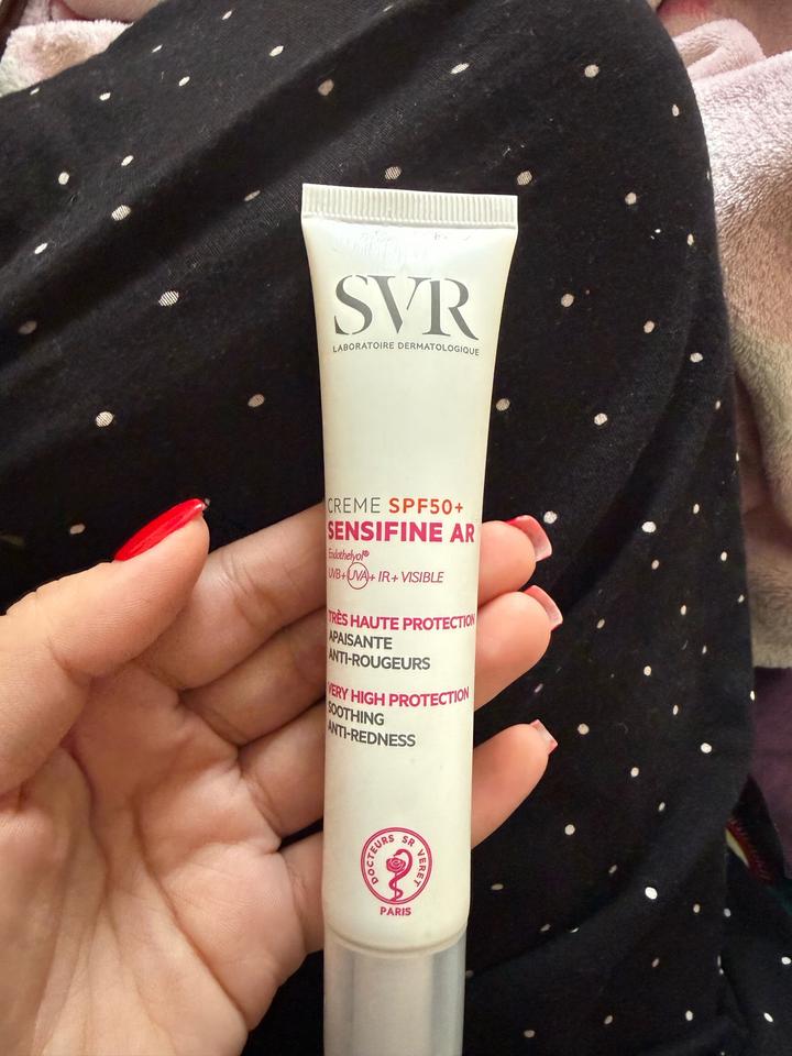 Spf SVR для кожи с Розацея. Брала в ЗЯ.Ни разу не пользовалась