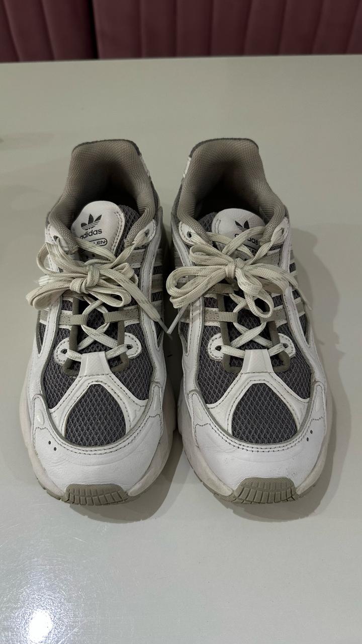 Кроссовки Адидас Озмиллен