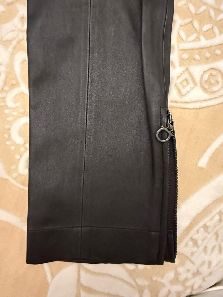 Брюки Salvatore Ferragamo