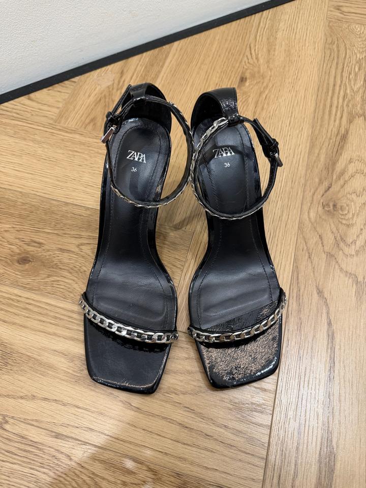 Босоножки Zara