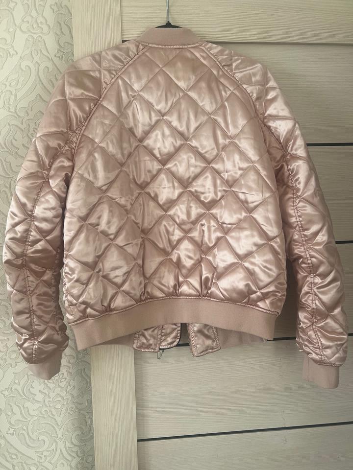 стеганная куртка H&M