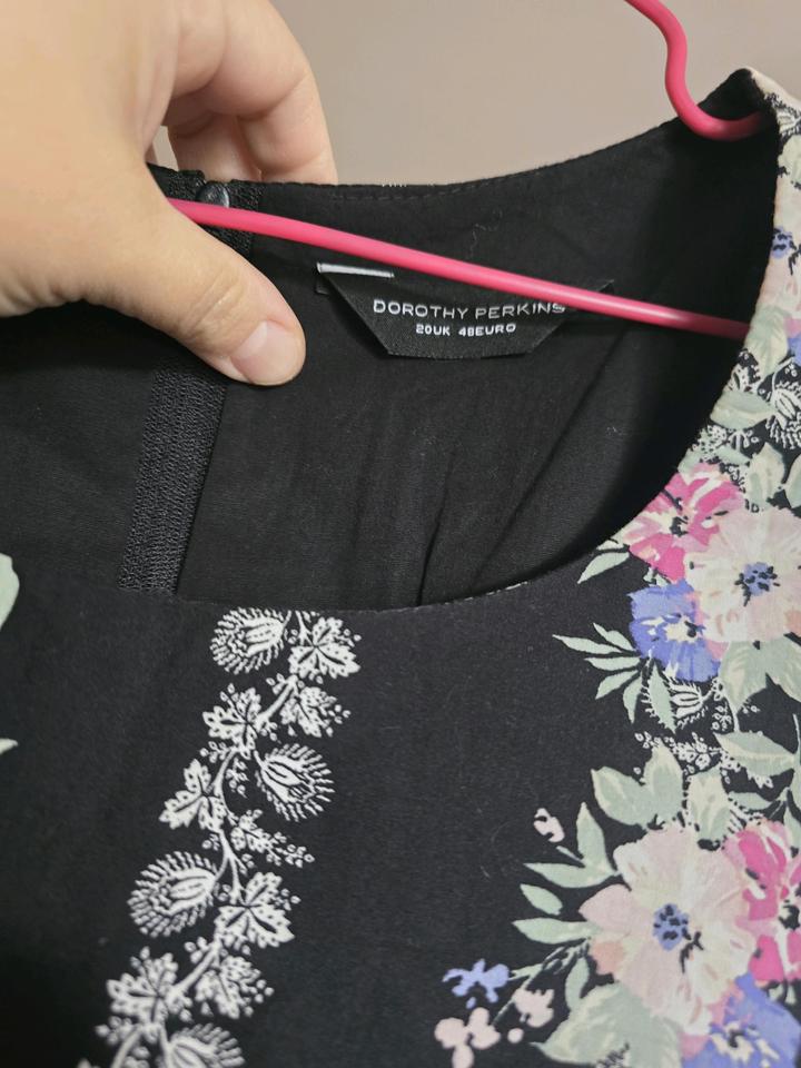 Миленькое платье Dorothy Perkins 🌸