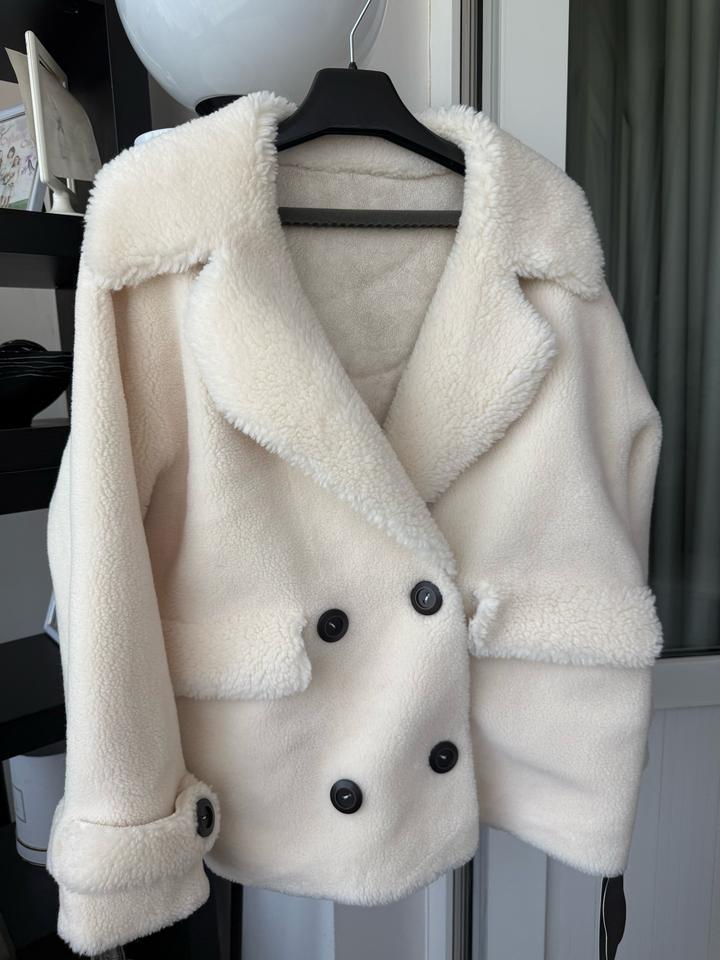 Белая дубленка меховая