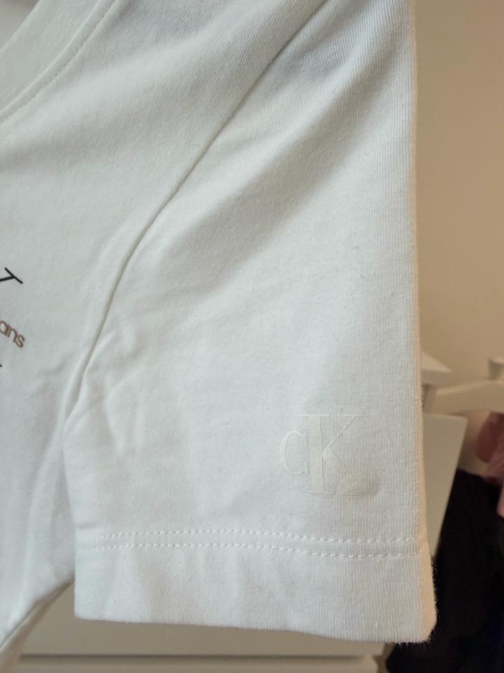 Футболка Calvin Klein