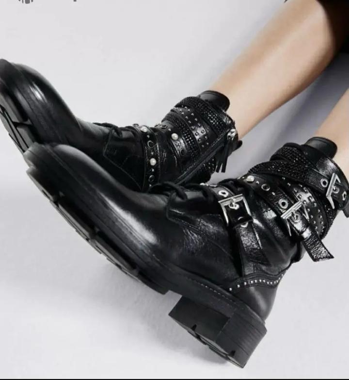 Кожаные демисезонные ботинки-Zara