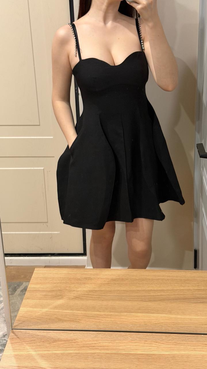 Платье черное Pudra