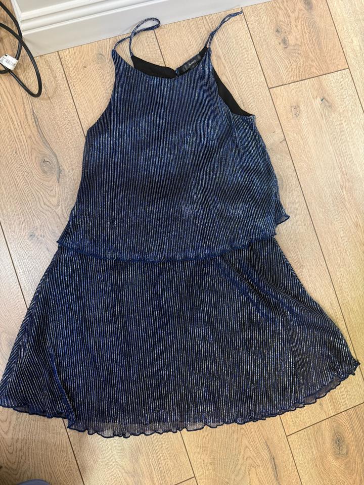 Костюм на девочку 150 см