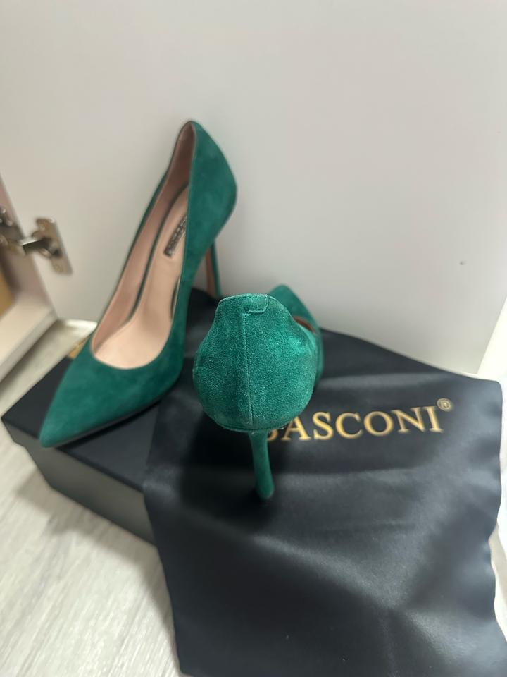 Изумрудные туфли Basconi