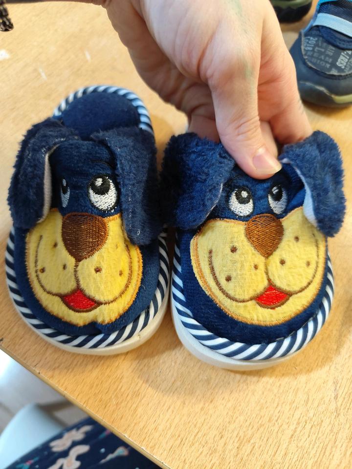 Кроссовки.Туфли.Тапочки.