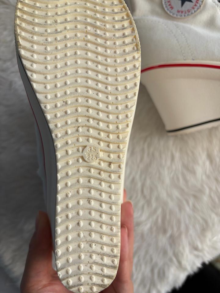 Кеды сникерсы на танкетке