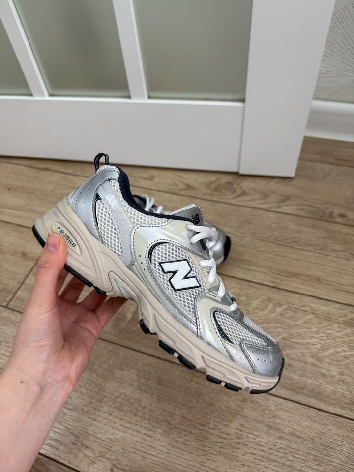 New balance 530