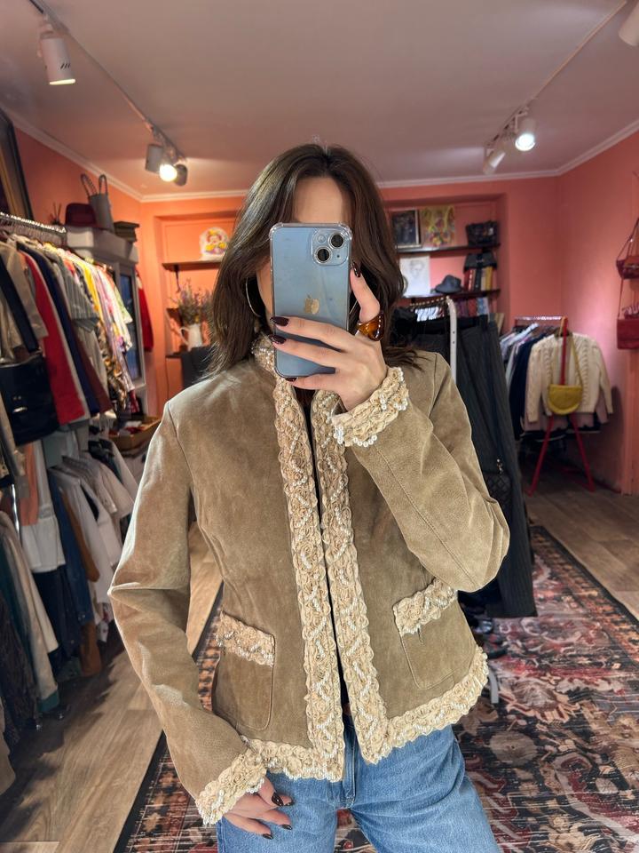 Замшевая куртка