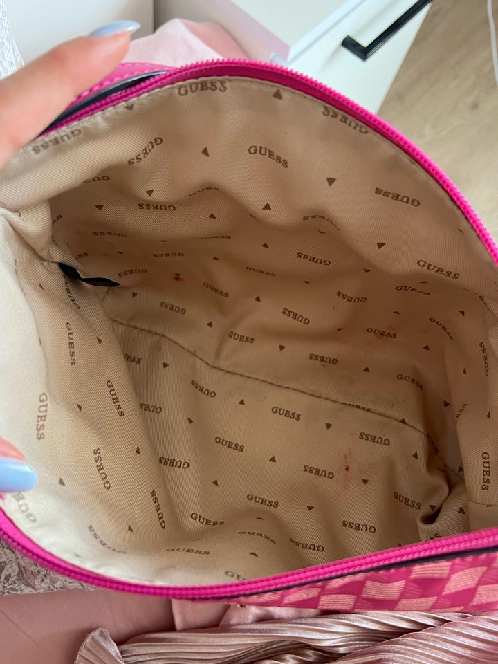 Сумка Guess